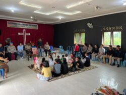 Polresta Palangka Raya Semarakkan Natal dengan Berbagi Suka Cita bersama Anak Panti Asuhan