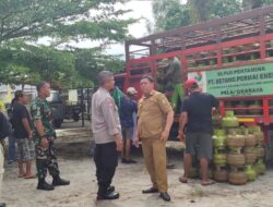 Bhabinkamtibmas Polsek Sabangau Pantau Operasi Pasar Elpiji 3 Kg di Kelurahan Sabaru