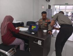 Sidokkes Polresta Palangka Raya Berikan Pelayanan Kesehatan kepada Personel