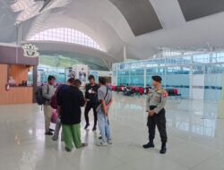 Pastikan Penerbangan Aman dan Lancar, Satpamobvit Polresta Palangka Raya Siaga di Bandara