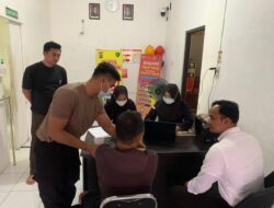 Pastikan Kesehatan Tahanan, Sie Dokkes Polresta Palangka Raya Lakukan Pemeriksaan di Klinik