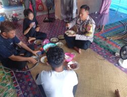 Saat Resepsi Pernikahan Warga, Bhabinkamtibmas Polsek Rakumpit Hadir di Petuk Barunai