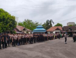 Sebelum Bersihkan Sampah di Pasar Besar, Polresta Palangka Raya Gelar Apel Persiapan di Mapolsek Pahandut