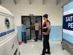 Pastikan Tepat Sasaran, Personel Satsamapta Polresta Palangka Raya Kawal Distribusi Program MBG ke Sekolah