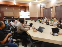 Kanit Samapta Polsek Pahandut Hadiri Rapat Persiapan Pembukaan Pasar Wadai Ramadhan 1447 H di Kantor Disdagkop UKM Kota Palangka Raya