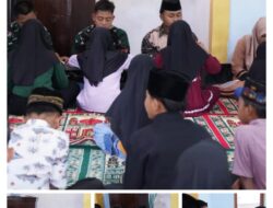 Satgas TMMD Ke 127 Kodim 0808/Blitar Ajarkan Anak-Anak Mengaji Di Dusun Barurejo