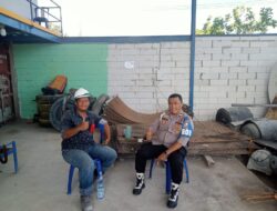 Jamin Keamanan, Polsek Sabangau Patroli Dialogis di Komplek Pergudangan di Momen Ramadan