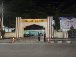 Polresta Palangka Raya Laksanakan Pengamanan Tarawih di Masjid Aqidah