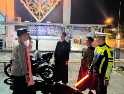 Jamin Keamanan Jamaah, Polresta Palangka Raya Kawal Salat Tarawih di Masjid Raya Darussalam