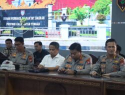 Kedepankan Sisi Humanis, Polda Kalteng Kawal Aksi Unras di Kantor DPRD