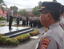 Apel Jam Pimpinan, Wakapolresta Palangka Raya Pimpin Pengecekan Personel 