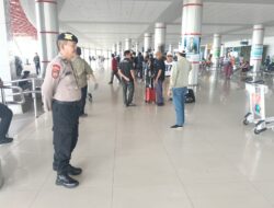 Personel Satpamobvit Polresta Palangka Raya Tingkatkan Pengawasan Keamanan di Bandara Tjilik Riwut