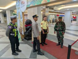 Beri Rasa Aman bagi Masyarakat, Polresta Palangka Raya Siagakan Pos Pam Ops Ketupat di Duta Mall