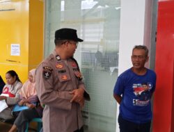 Polsek Bukit Batu Pantau Penyaluran Kartu Huma Betang Sejahtera