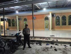 Ciptakan Suasana Kondusif, Polresta Palangka Raya Amankan Tarawih di Masjid Salahuddin