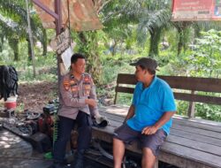 Pererat Silaturahmi, Bhabinkamtibmas Polsek Rakumpit Sambangi Warga Kelurahan Pager