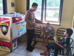 Dekatkan Polri dengan Literasi, Bhabinkamtibmas Polsek Sabangau terus Gulirkan Program Bajaka Presisi