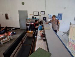 Patroli Kamtibmas Polsek Bukit Batu Sambangi Kantor Pos Tangkiling, Jaga Keamanan Lingkungan