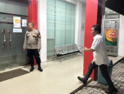 Pertahankan Keamanan pada Perbankan, Polsek Bukit Batu Sambangi Satpam Bank Kalteng Tangkiling