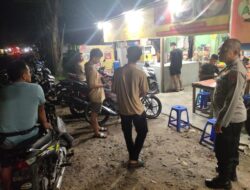 Saat Patroli Dialogis, Polsek Sabangau Sampaikan Layanan Nomor Aduan 110 bagi Warga