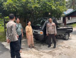 Jaga Kamtibmas, Patroli Polsek Bukit Batu Sambangi Warga dan Sampaikan Layanan Polri 110