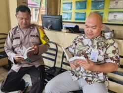 Dorong Budaya Literasi, Bhabinkamtibmas Polsek Sabangau Operasikan terus Motor Bajaka Presisi di Wilayah Binaan