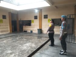 Rutin Awasi Rutan, Pamapta I SPKT Polresta Palangka Raya tadi Pastikan Tahanan Aman dan Sehat