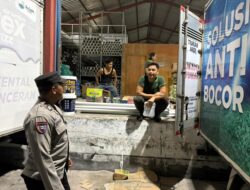 Patroli Dialogis Personel Polsek Sabangau Sambangi Area Pergudangan di Kalampangan