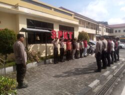 Pastikan Pelayanan tetap Optimal, Pamapta I SPKT Polresta Palangka Raya Pimpin Apel Piket Jaga