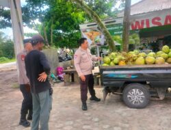 Dalam Patroli Dialogis, Personel Polsek Bukit Batu Sampaikan Nomor Aduan 110 di Surung Danum