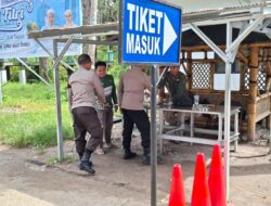 Hadir di Tengah Warga Nyaru Menteng, Polsek Bukit Batu Sampaikan Nomor Layanan 110