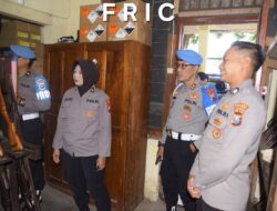 Bidpropam Polda Jatim Cek Senjata Api Polisi di Polres Bondowoso
