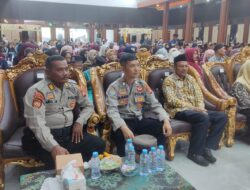 Hadiri Pelepasan Siswa, Polsek Pahandut Dukung Pembinaan Generasi Muda Berkarakter