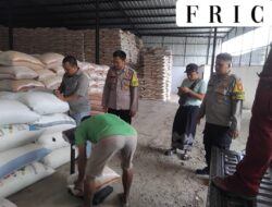 Satreskrim Polres Kuningan Kawal Ketat Distribusi Jagung Petani Langsung ke Pabrik